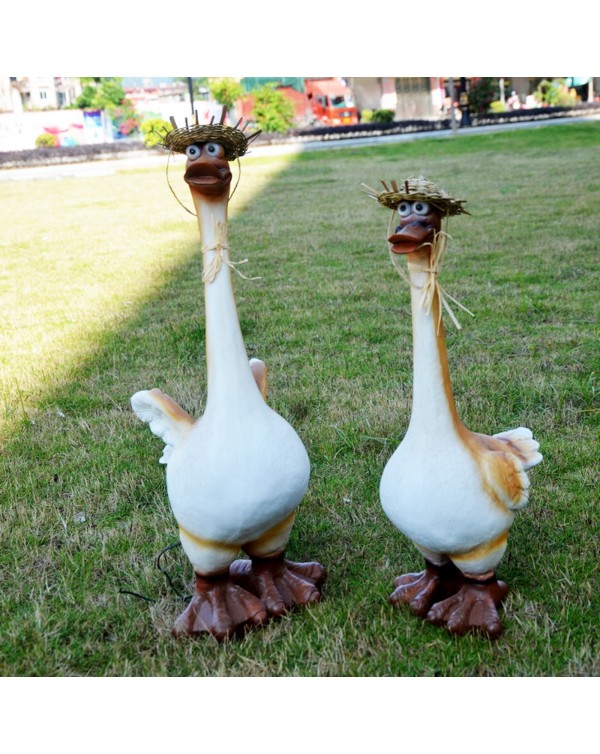 1 Pair Resin Duck Straw Hat Garden Couple Duck Garden Pond Landscaping Decoration Statue Courtyard Lawn  Landscape Crafts